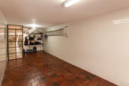 Garagem de casa à venda com 4 quartos, 200m² em Vila Isolina Mazzei, São Paulo