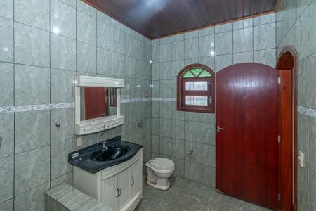 Casa à venda com 150m², 3 quartos e 3 vagasBanheiro da Suíte