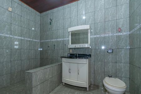 Casa à venda com 150m², 3 quartos e 3 vagasBanheiro da Suíte
