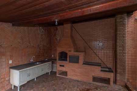 Casa à venda com 150m², 3 quartos e 3 vagasChurrasqueira 