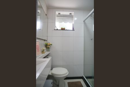 Banheiro 1 de casa para alugar com 3 quartos, 360m² em Santa Paula, Maricá
