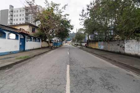 Vista da Rua de casa para alugar com 4 quartos, 150m² em Campo Grande, Rio de Janeiro
