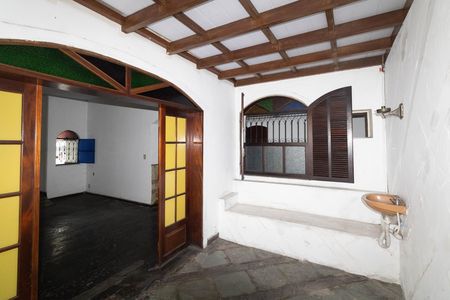 Sala de casa para alugar com 4 quartos, 150m² em Campo Grande, Rio de Janeiro
