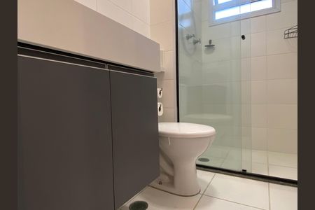 Studio para alugar com 49m², 2 quartos e 1 vaga Studio para alugar com 49m², 2 quartos e 1 vagaBanheiro