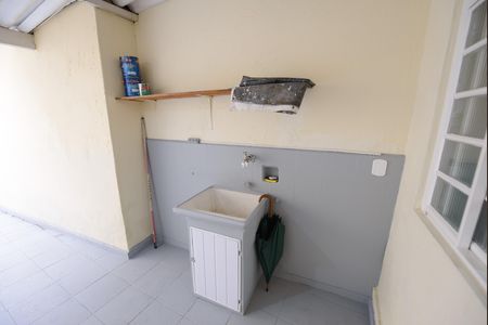 Casa para alugar com 70m², 1 quarto e sem vagaÁrea de Serviço