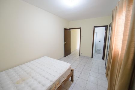 Casa para alugar com 70m², 1 quarto e sem vagaSuíte