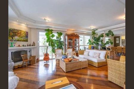 Apartamento à venda com 212m², 3 quartos e 3 vagas