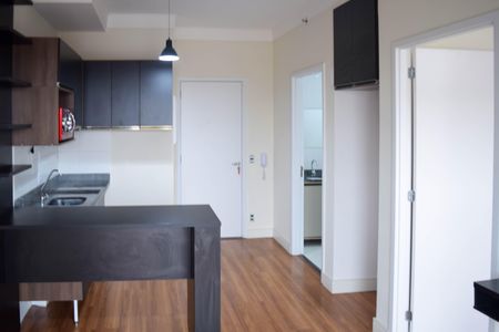 Cozinha de apartamento para alugar com 1 quarto, 34m² em Penha de França, São Paulo