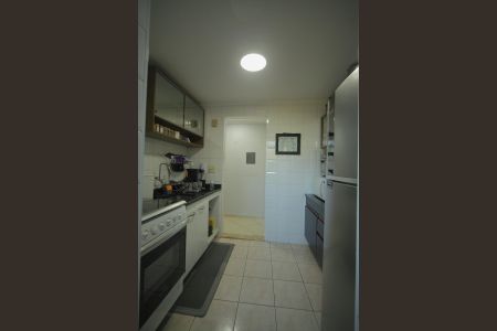 Apartamento à venda com 54m², 2 quartos e 2 vagasCozinha 