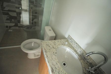 Apartamento para alugar com 38m², 2 quartos e sem vagaBanheiro