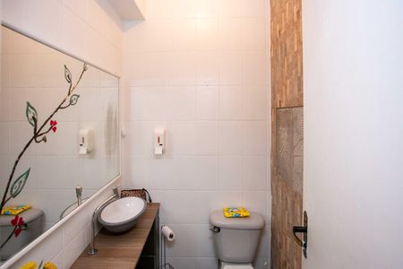 Casa para alugar com 442m², 4 quartos e 6 vagasLavabo 2
