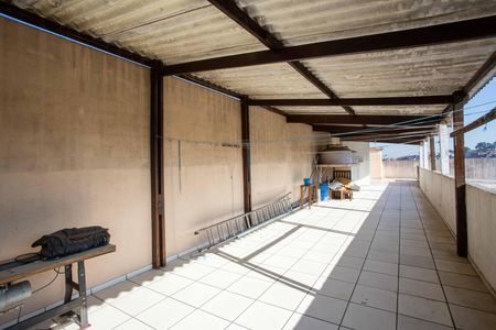Casa para alugar com 442m², 4 quartos e 6 vagasSalão 
