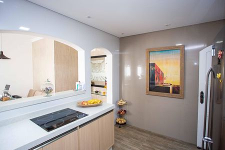 Casa para alugar com 442m², 4 quartos e 6 vagasCozinha