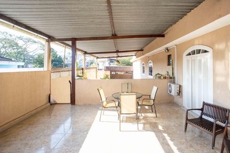 Varanda de casa para alugar com 4 quartos, 442m² em Jardim Rubilene, Diadema
