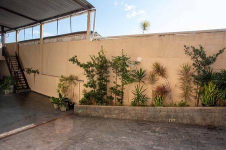 Casa para alugar com 442m², 4 quartos e 6 vagasGaragem