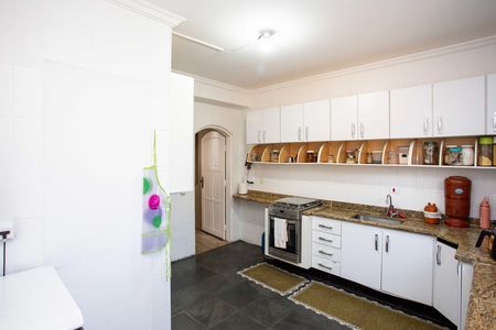 Casa para alugar com 442m², 4 quartos e 6 vagasCozinha 2
