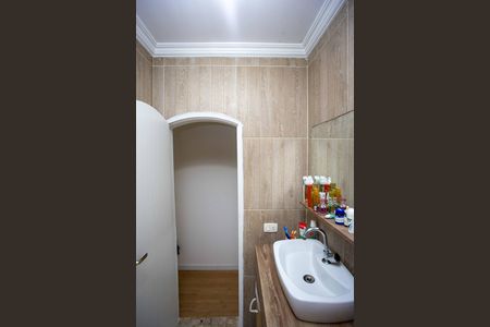 Casa para alugar com 442m², 4 quartos e 6 vagasBanheiro Social