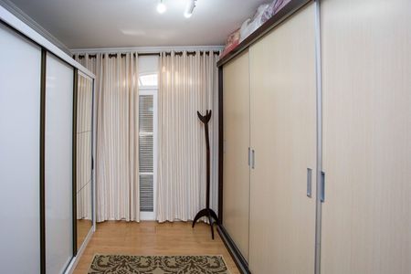 Casa para alugar com 442m², 4 quartos e 6 vagasQuarto 3