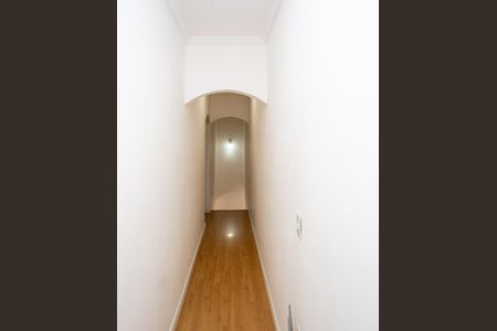 Casa para alugar com 442m², 4 quartos e 6 vagasCorredor