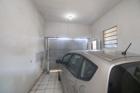 Garagem de casa à venda com 5 quartos, 55m² em Jardim Uniserve, São Paulo