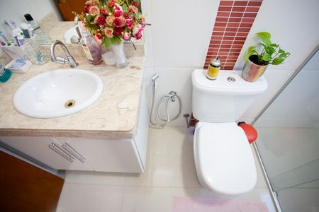 Apartamento à venda com 130m², 3 quartos e 2 vagas Apartamento à venda com 130m², 3 quartos e 2 vagasBanheiro da Suíte