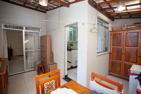 Apartamento à venda com 130m², 3 quartos e 2 vagas Apartamento à venda com 130m², 3 quartos e 2 vagasÁrea externa