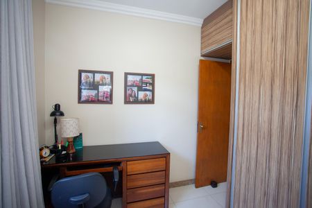 Apartamento à venda com 130m², 3 quartos e 2 vagas Apartamento à venda com 130m², 3 quartos e 2 vagasQuarto 1