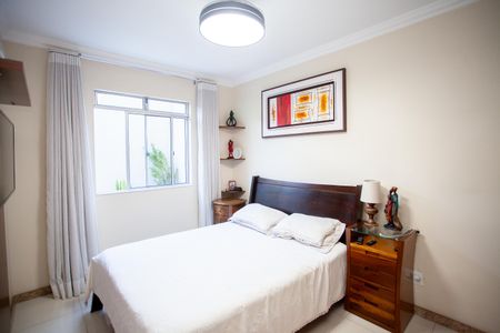 Apartamento à venda com 130m², 3 quartos e 2 vagas Apartamento à venda com 130m², 3 quartos e 2 vagasQuarto Suíte