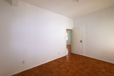 Casa à venda com 220m², 4 quartos e 1 vagaQuarto 3