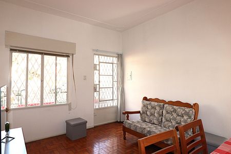 Sala de casa à venda com 4 quartos, 220m² em Cristo Redentor, Porto Alegre
