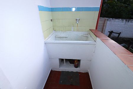 Casa à venda com 220m², 4 quartos e 1 vagaÁrea de serviço