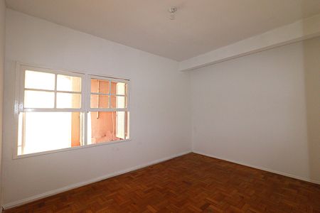 Casa à venda com 220m², 4 quartos e 1 vagaQuarto 3