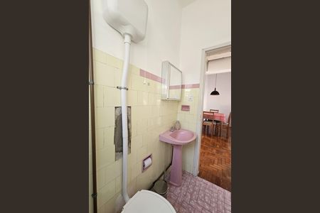 Casa à venda com 220m², 4 quartos e 1 vagaBanheiro 1