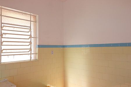 Casa à venda com 220m², 4 quartos e 1 vagaÁrea de serviço