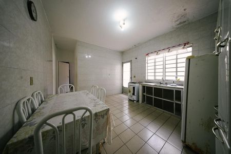 Casa à venda com 275m², 5 quartos e 2 vagasCasa 2 - Cozinha