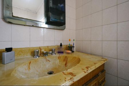 Casa à venda com 275m², 5 quartos e 2 vagasCasa 1 - Banheiro Suíte 2