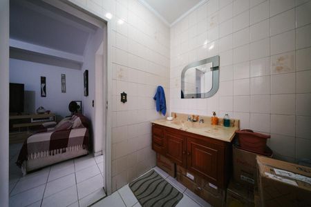 Casa à venda com 275m², 5 quartos e 2 vagasCasa 1 - Banheiro