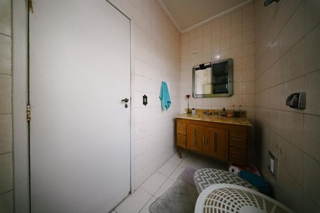 Casa à venda com 275m², 5 quartos e 2 vagasCasa 1 - Banheiro Suíte 2