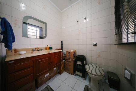 Casa à venda com 275m², 5 quartos e 2 vagasCasa 1 - Banheiro