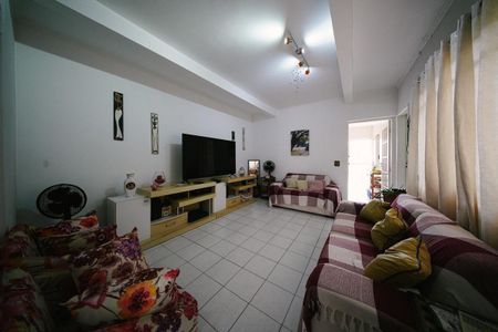 Casa à venda com 275m², 5 quartos e 2 vagasCasa 1 - Sala 1
