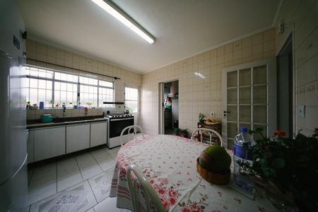 Casa à venda com 275m², 5 quartos e 2 vagasCasa 1 - Cozinha