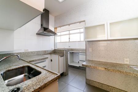 Apartamento para alugar com 100m², 3 quartos e 2 vagasCozinha