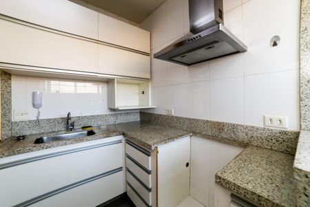 Apartamento para alugar com 100m², 3 quartos e 2 vagasCozinha