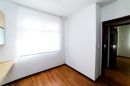Apartamento para alugar com 100m², 3 quartos e 2 vagasQuarto 2