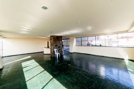 Apartamento para alugar com 100m², 3 quartos e 2 vagasÁrea comum - Salão de festas