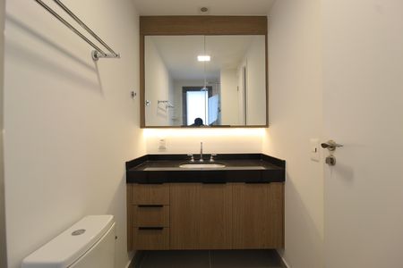 Apartamento para alugar com 120m², 3 quartos e 2 vagasBanheiro da Suíte