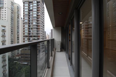 Varanda de apartamento para alugar com 3 quartos, 120m² em Vila Nova Conceição, São Paulo
