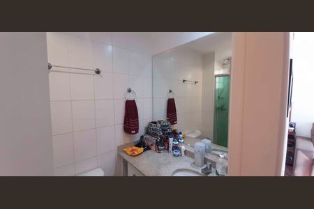 Banheiro de apartamento à venda com 2 quartos, 50m² em Presidente Altino, Osasco