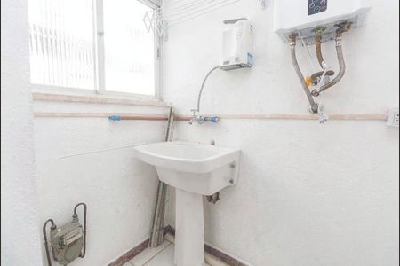 Área de serviço de apartamento para alugar com 1 quarto, 40m² em Auxiliadora, Porto Alegre