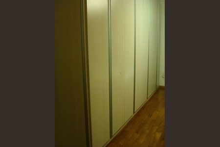 Casa à venda com 3 quartos, 380m² em Jardim da Gloria, São Paulo